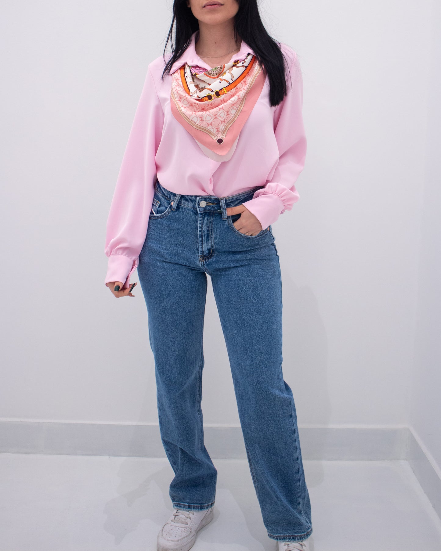 Camicia con Foulard decorativo Rosa