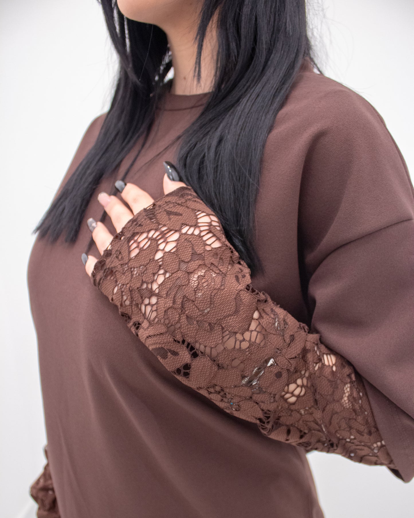 Coordinato con manica in Pizzo Marrone