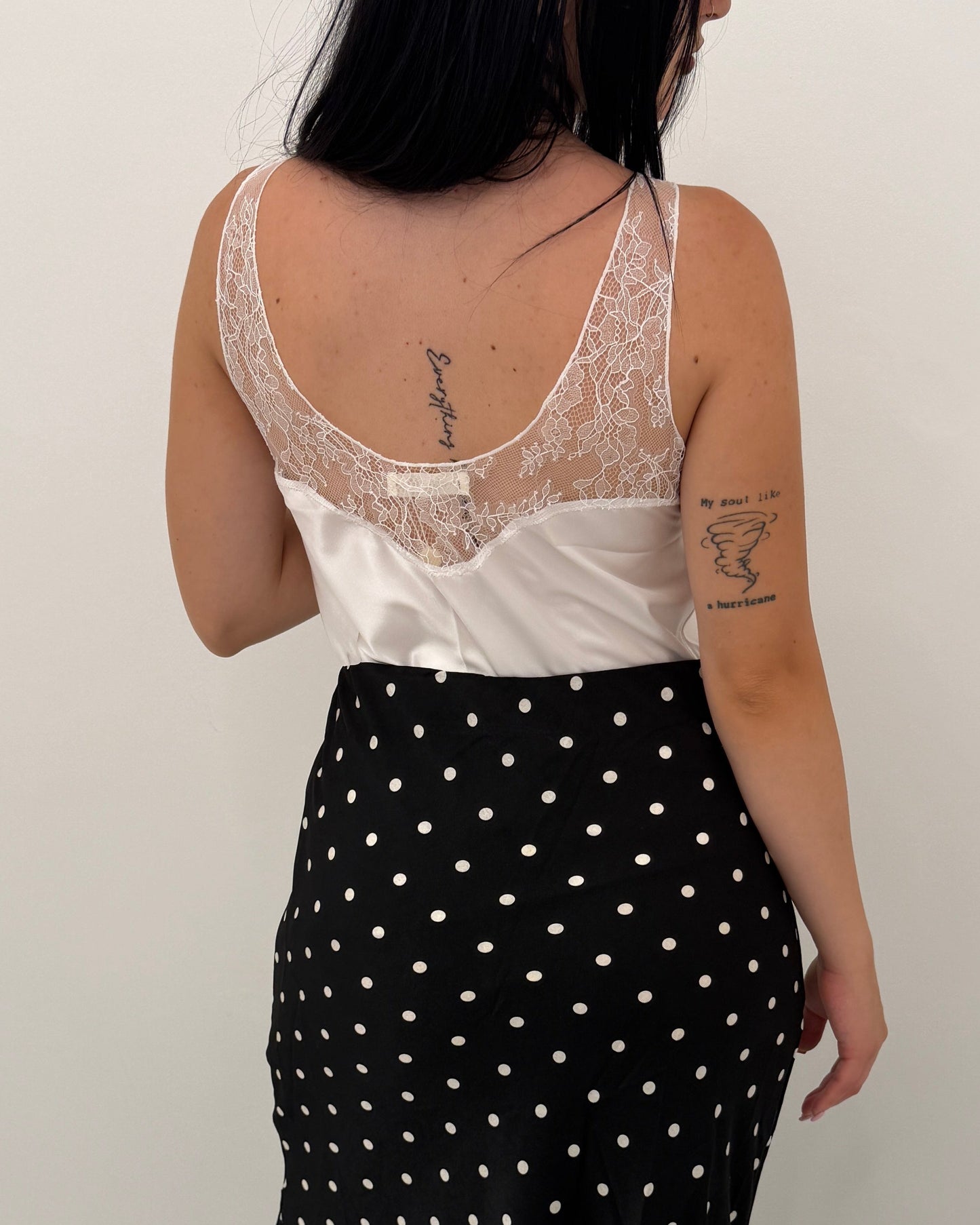 Top in raso con inserto in pizzo Bianco