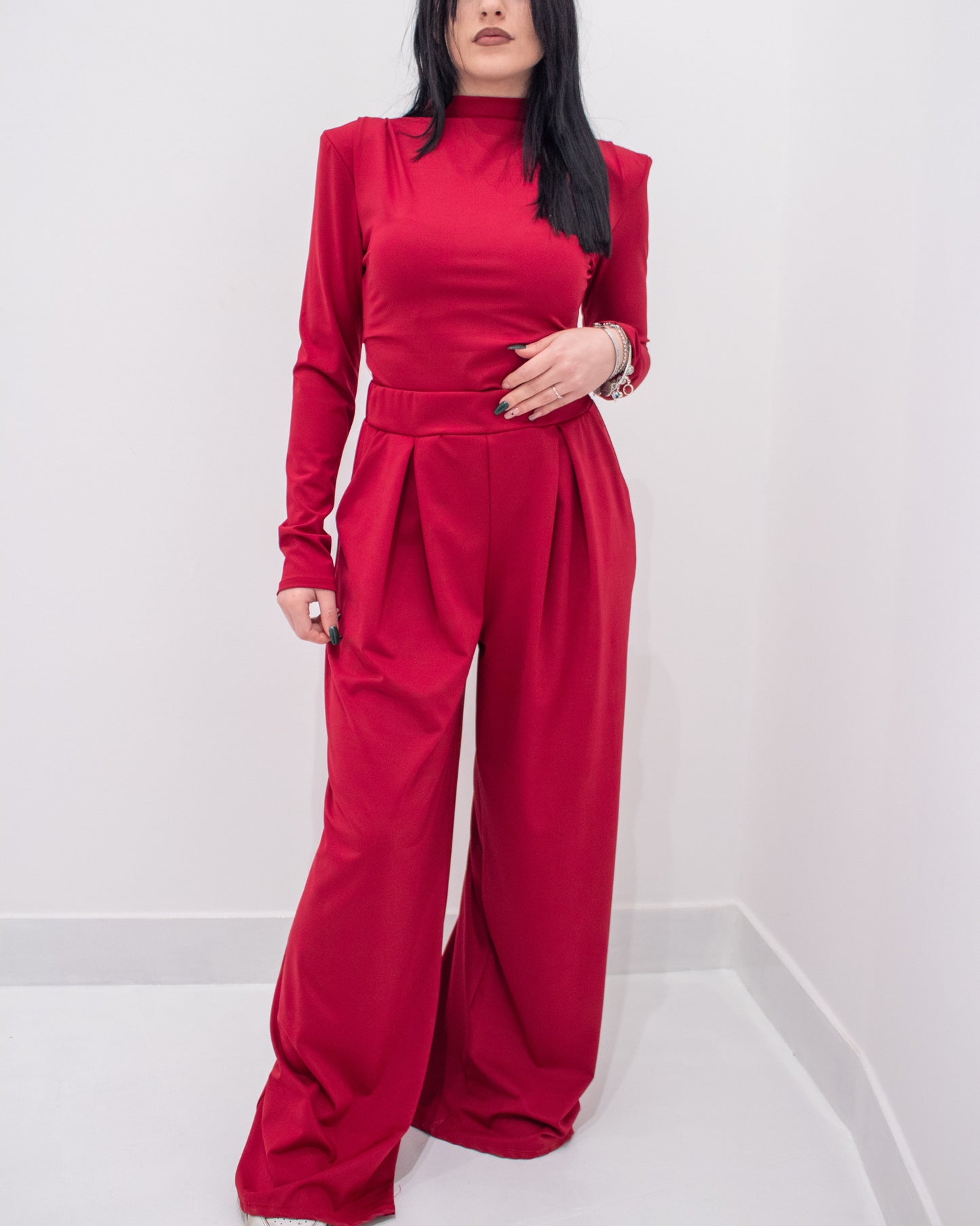Coordinato Rosso: Maglia Lupetto e Pantalone Palazzo a Vita Alta