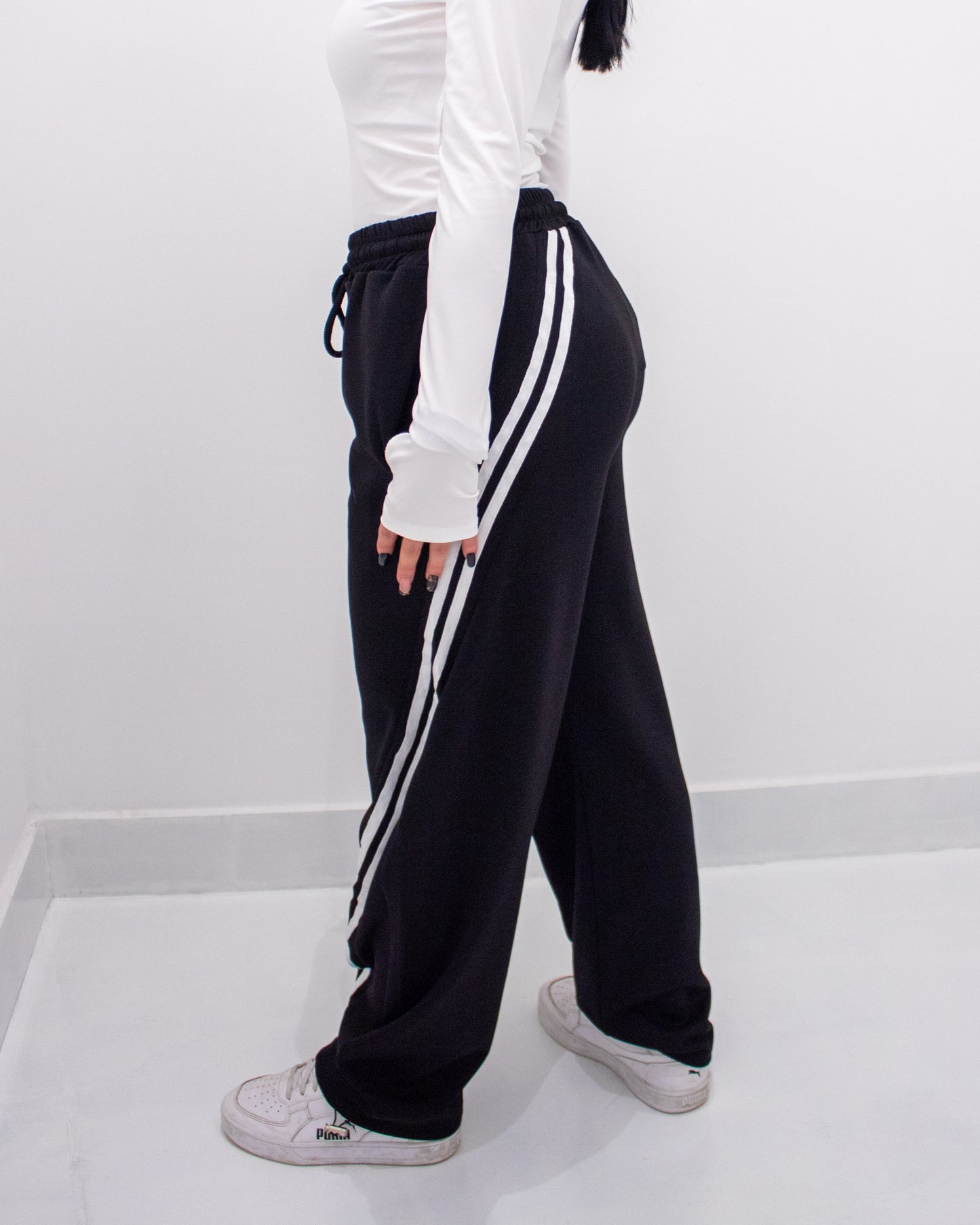 Pantalone Jogger con banda laterale Nero