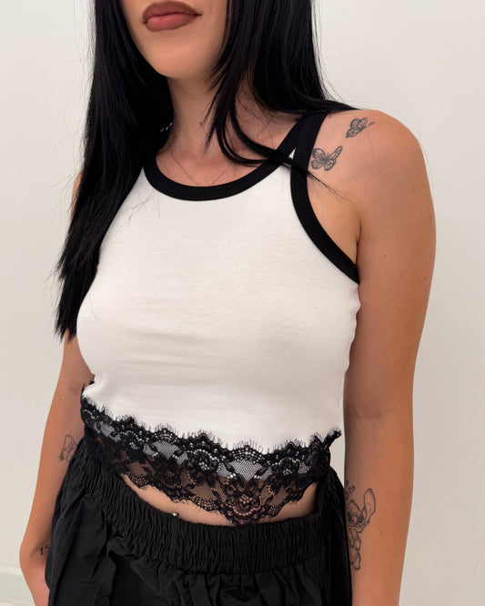Top Bianco con pizzo a contrasto